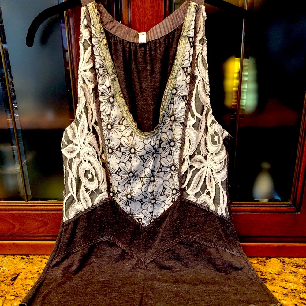 Anthropologie Tiny brand size s floral tank